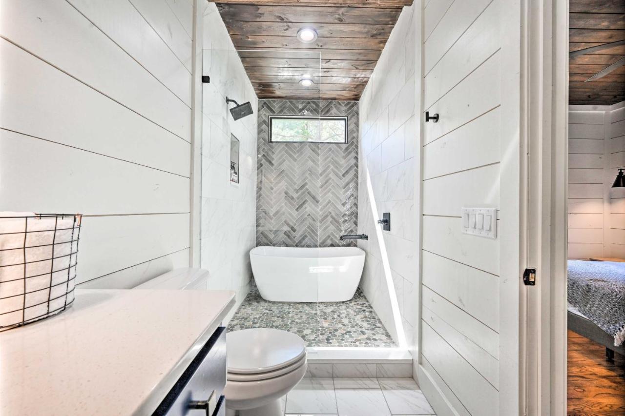 Private Hot Tub, Outdoor Fireplace Broken Bow Gem 외부 사진
